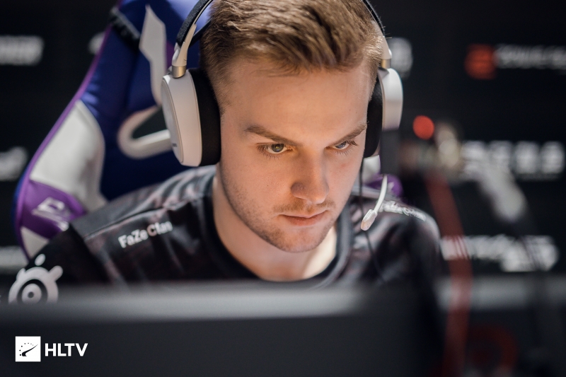 FaZe 晋级第三阶段，而 FlyQuest 被淘汰出 StarLadder 布达佩斯 Major 2025